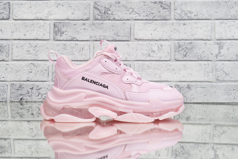 BALENCIAGA