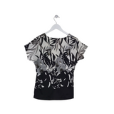 ST JOHN SHORT SLEEVE DESIGNER TOP BLACK WHITE P