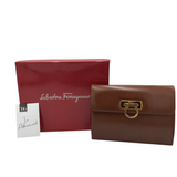 FERRAGAMO LEATHER SHOULDER LUXE HANDBAG BROWN