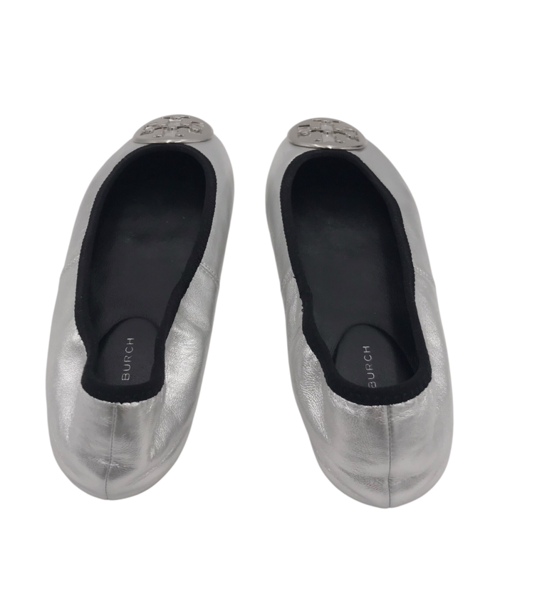 TORY BURCH LOGO FLAT METALLIC DESIGNER SHOES SILVER 6M