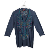 JOHNNY WAS EMBROIDERED TEE DESIGNER TOP BLUE RED MEDIUM