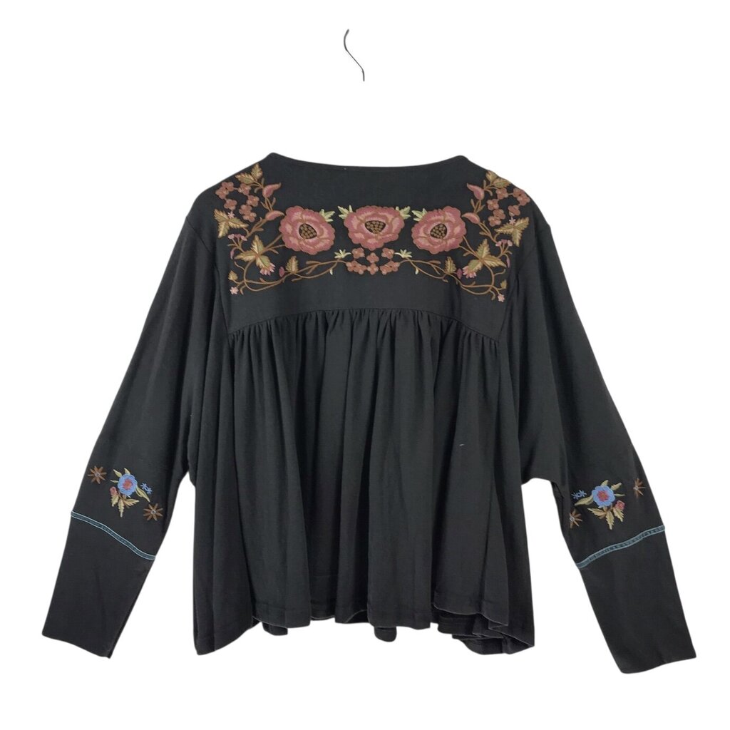 EASEL NWT EMBROIDERED DOLMAN LONG SLEEVE TOP GREY PINK SMALL