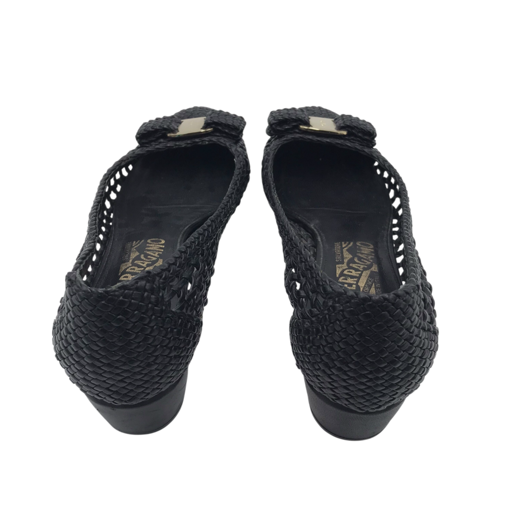 SALVATORE FERRAGAMO WOVEN BOW BLOCK HEEL DESIGNER SHOES BLACK 8.5B